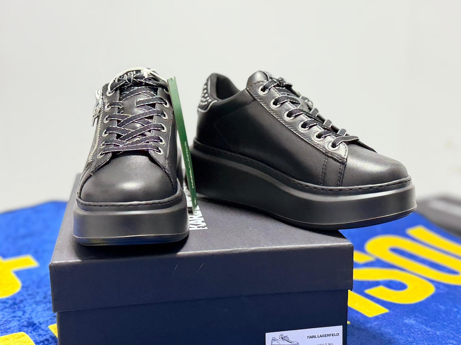 Karl Lagerfeld ANAKAPRI Stud Tab Zip Lo Negri - Platformă și Aplicații Metalice