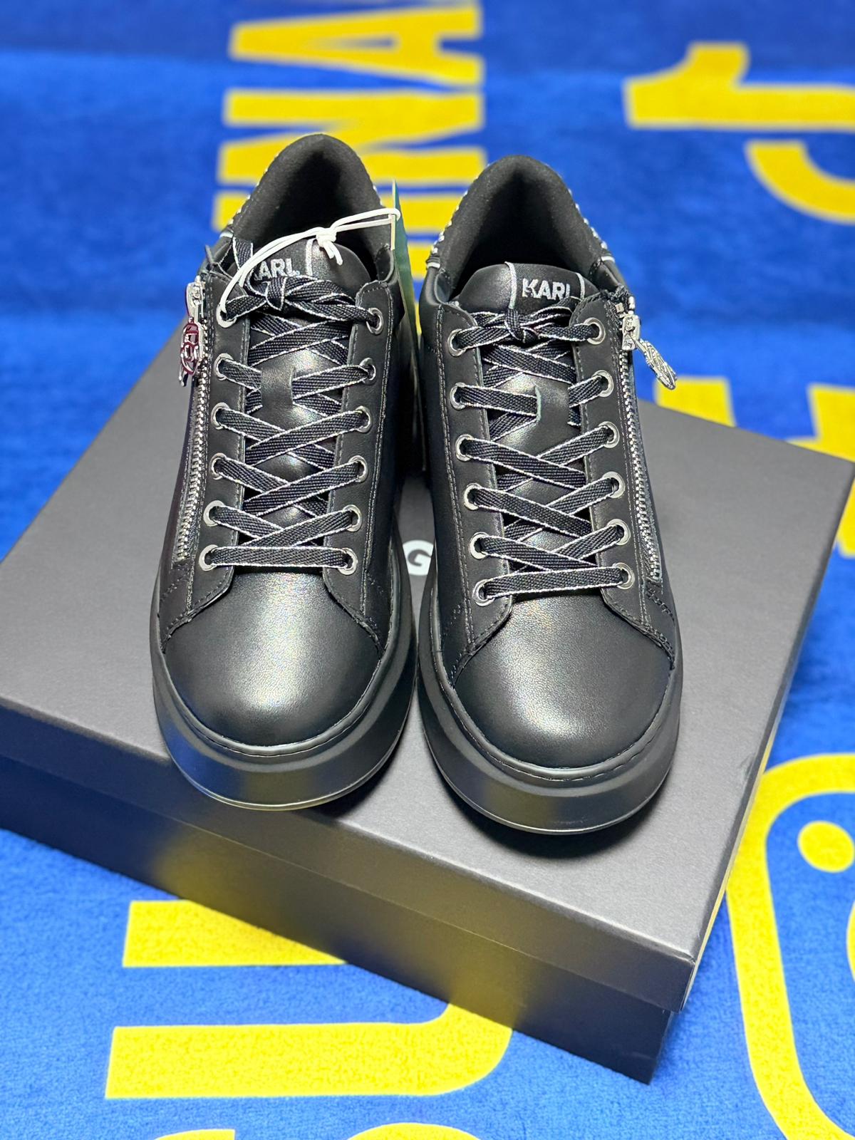 Karl Lagerfeld ANAKAPRI Stud Tab Zip Lo Negri - Platformă și Aplicații Metalice