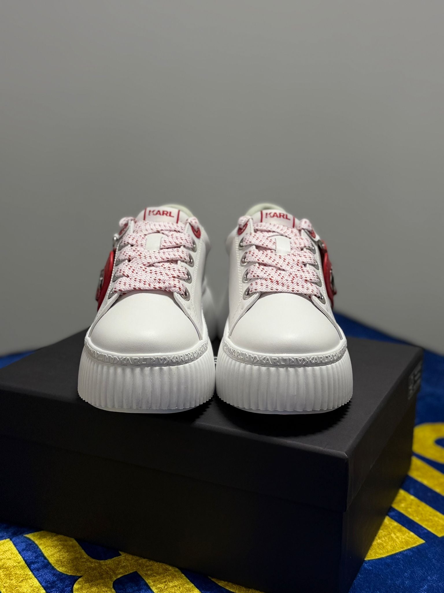 Karl Lagerfeld KREEPER LO Valentine White - Pandantiv Inimă Roșie