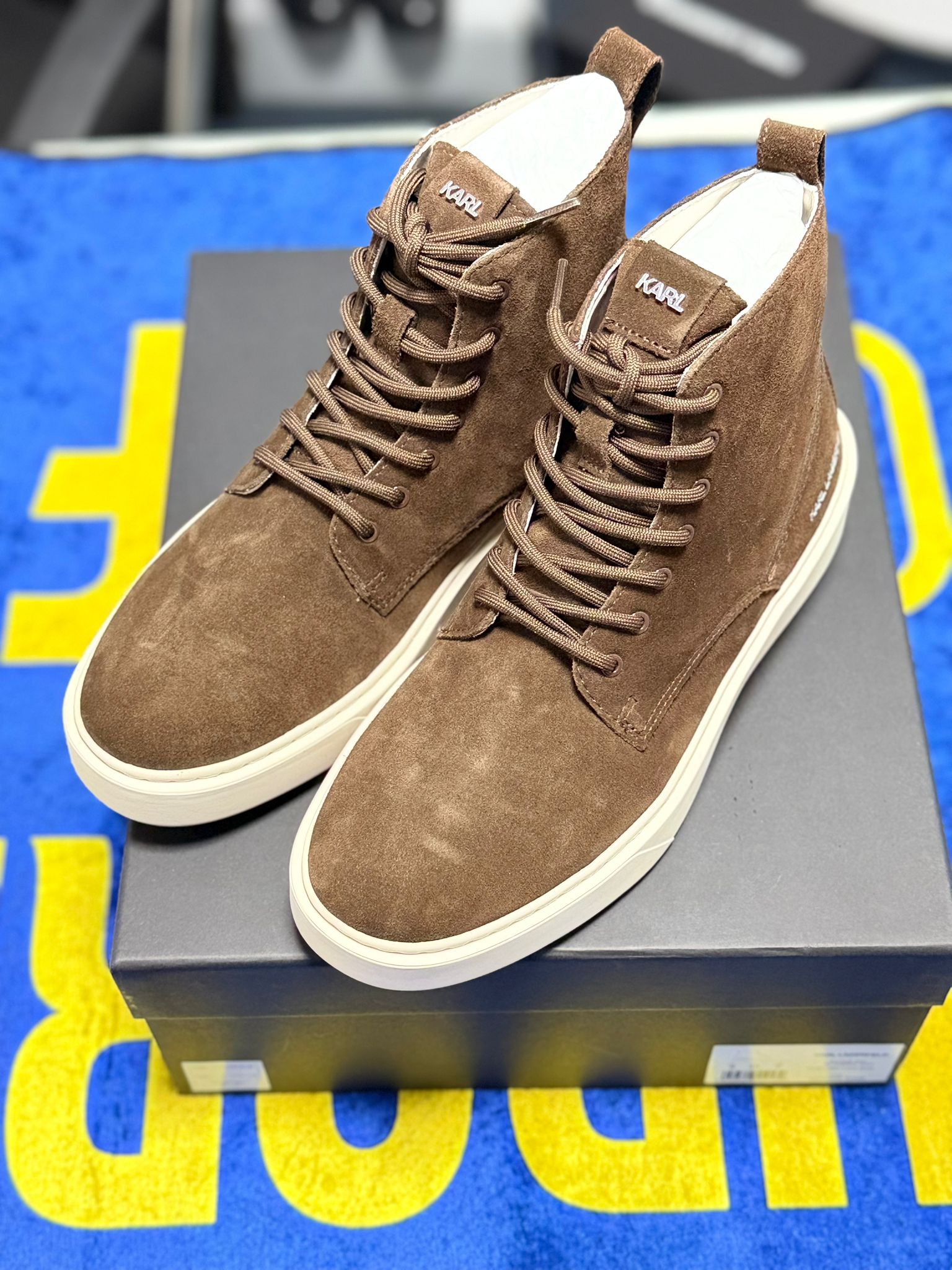 Bocanci Karl Lagerfeld Flint Suede - Maro - Ediție Limitată