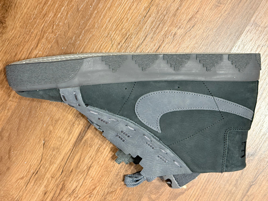 Nike SB X Diorr Greenwood Zoom Blazer Mid