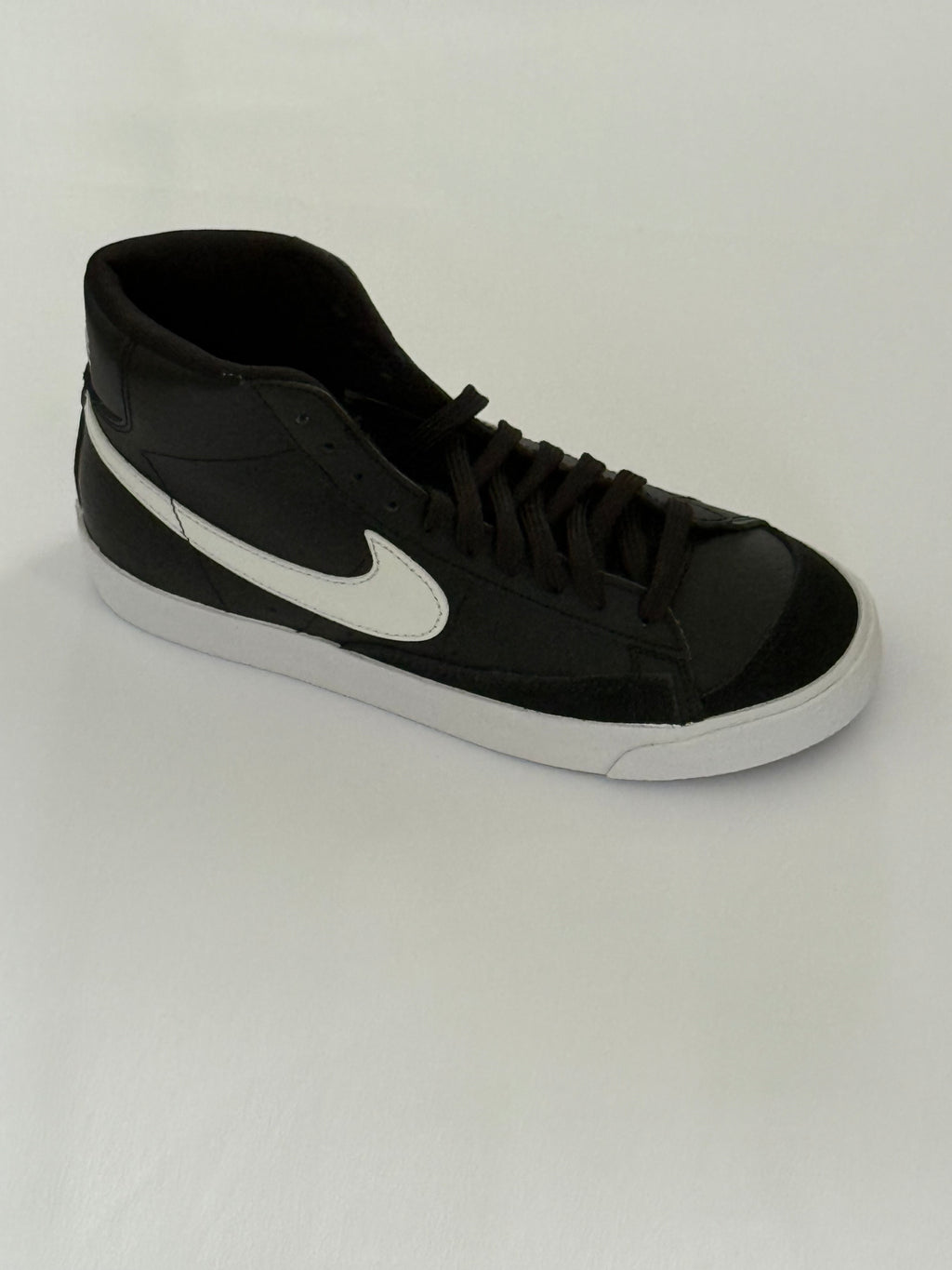 NIKE BLAZER MID '77 Sneakers