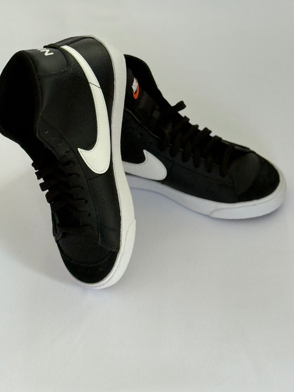 NIKE BLAZER MID '77 Sneakers