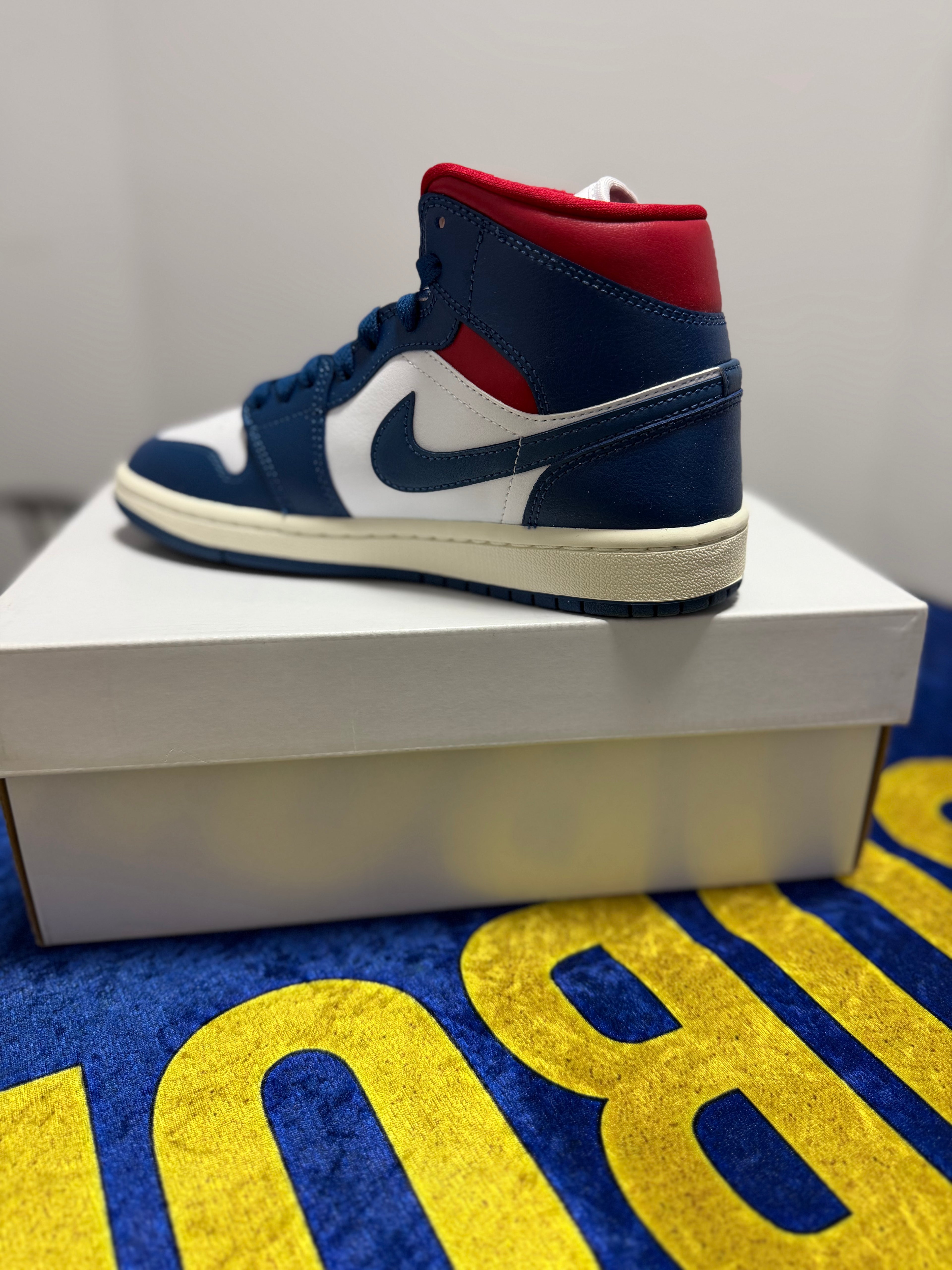 Air Jordan 1 Mid French Blue – Sneakers Originali Jordan, Stil Urban și Confort Premium