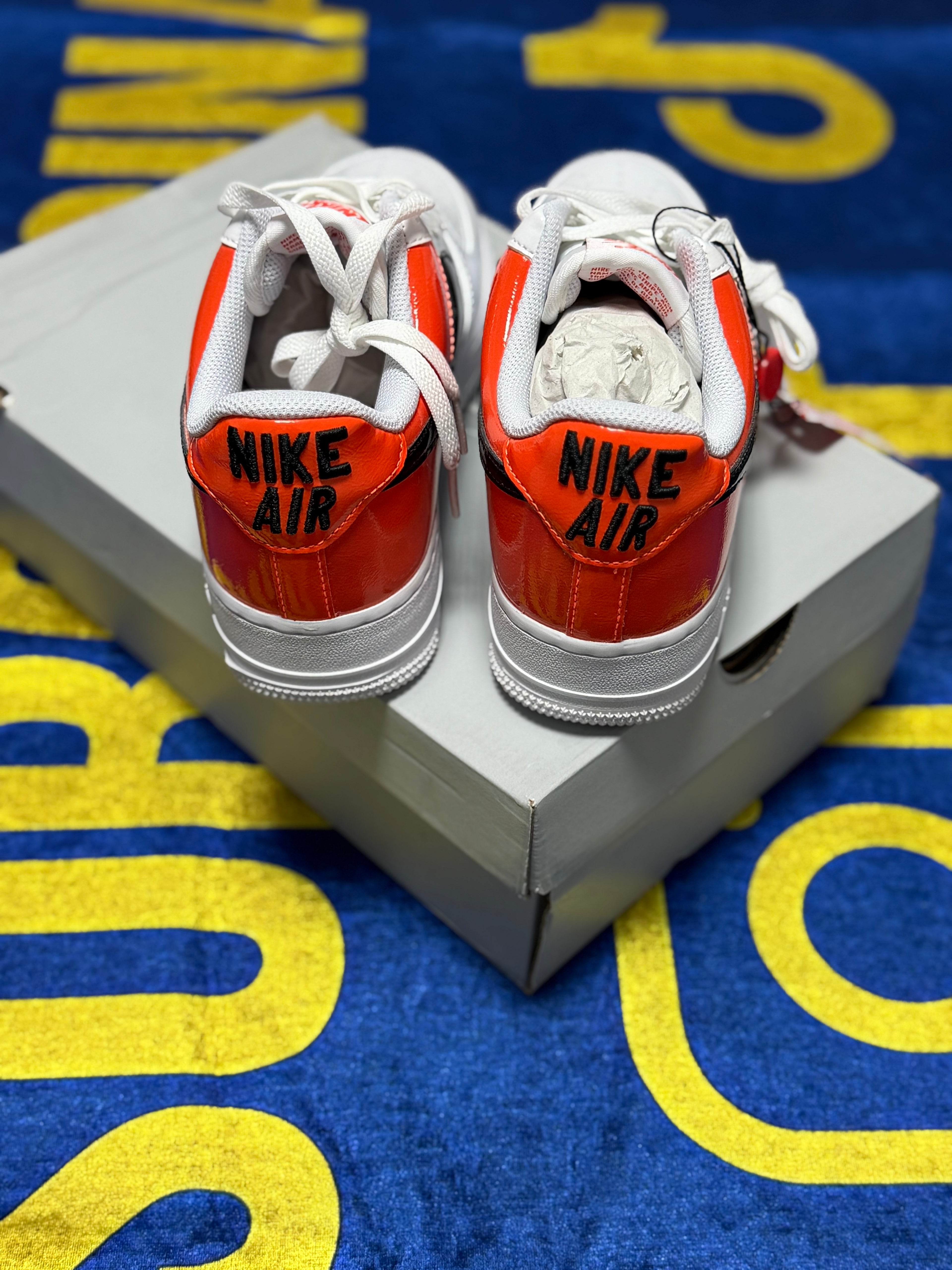 Nike Air Force 1 ’07 White Brilliant Orange – Adidași Originali, Stil Fresh și Confort Premium