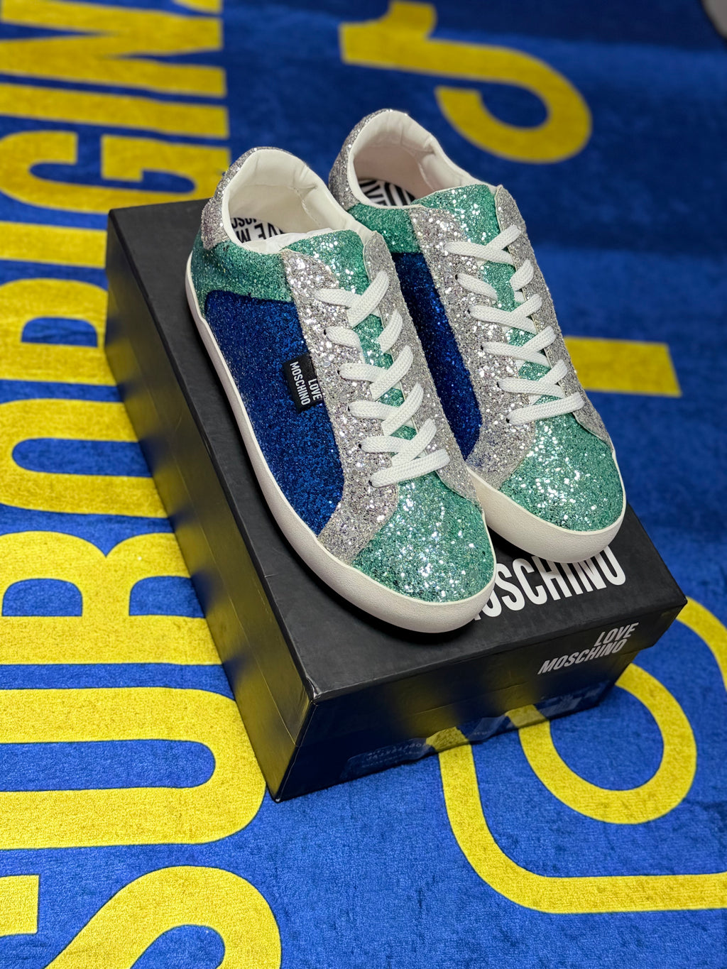 SNEAKERS LOVE MOSCHINO